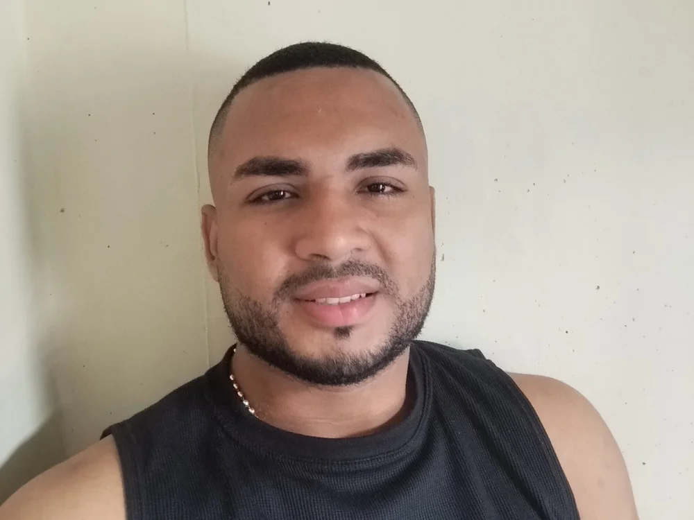 Barba98's Offline Chat Room