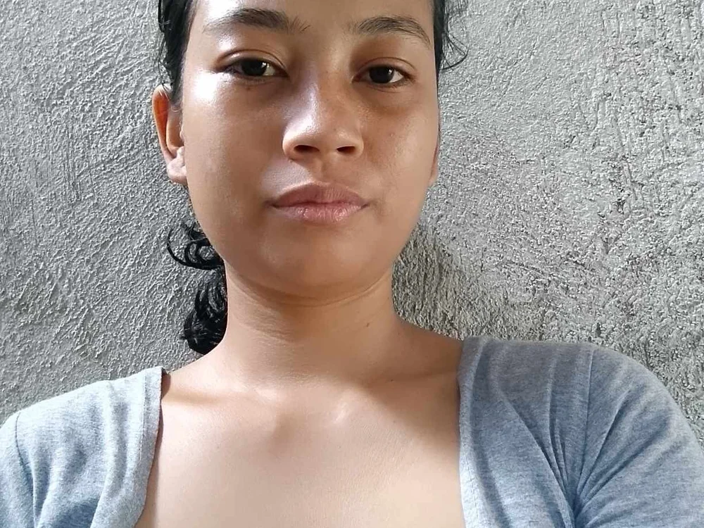 sweet_celine16 Obrolan XXX Offline