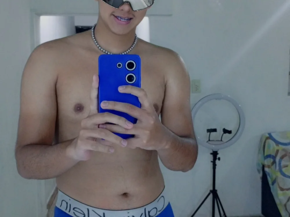 Offline XXX chat sweetboyxxx11
