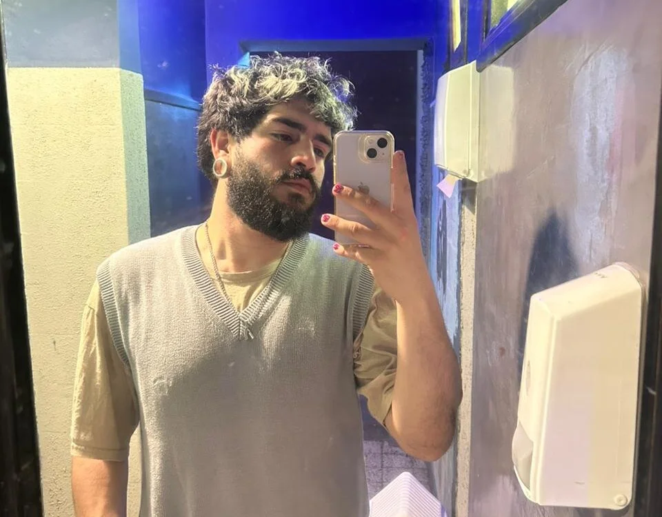 prawwwww Offline XXX-Chat