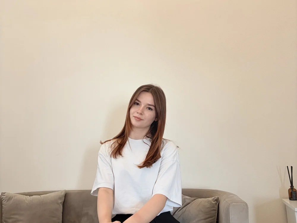 LydiaHaywood's Offline XXX Chat