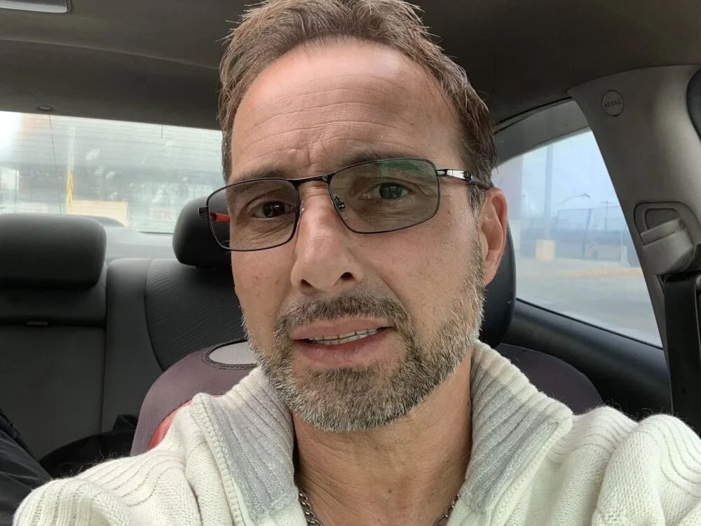 Stephtoeatu: συνομιλία ΧΧΧ εκτός σύνδεσης