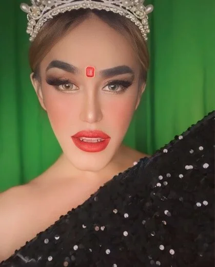 Mss_Den28 Offline XXX-chat