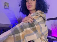 HannahBlue_ Adlı Modelin Canlı XXX Sohbeti