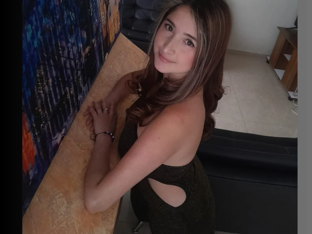 Maitebigboobs Offline XXX-Chat