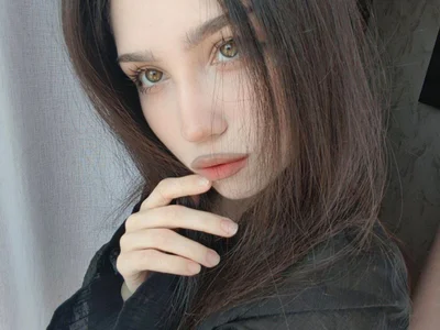 AmieSky Female Student Online Webcam Adult