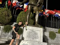 IncredibleGlaze78's webcam live show