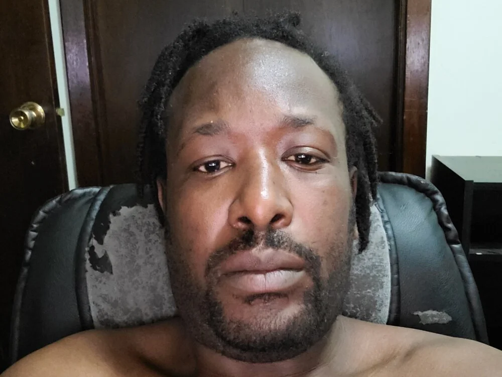 trumirostrip 離線 XXX 聊天