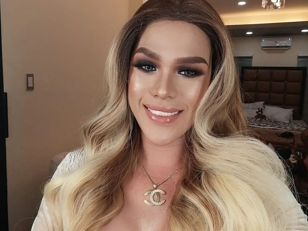 UrtopshemalegoddessAliyah Offline XXX-Chat