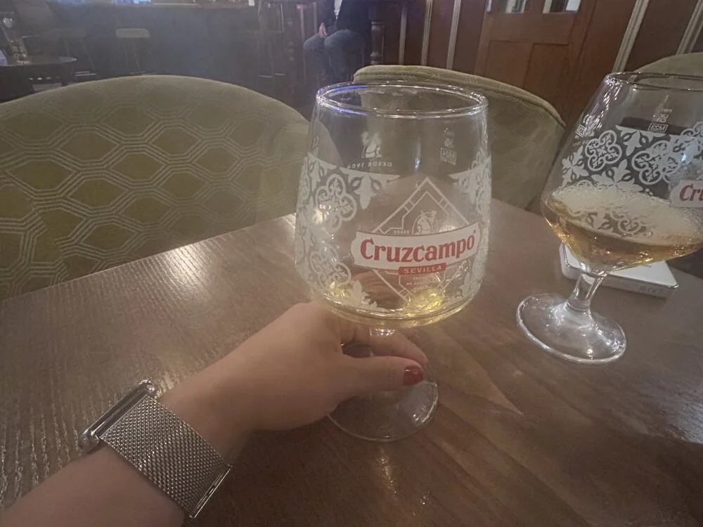 Anahot34 Offline XXX-Chat