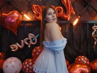 VinnaSky Live XXX Chat