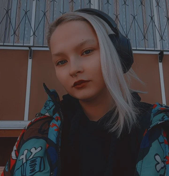 Offline chatovací místnost OdetteFake