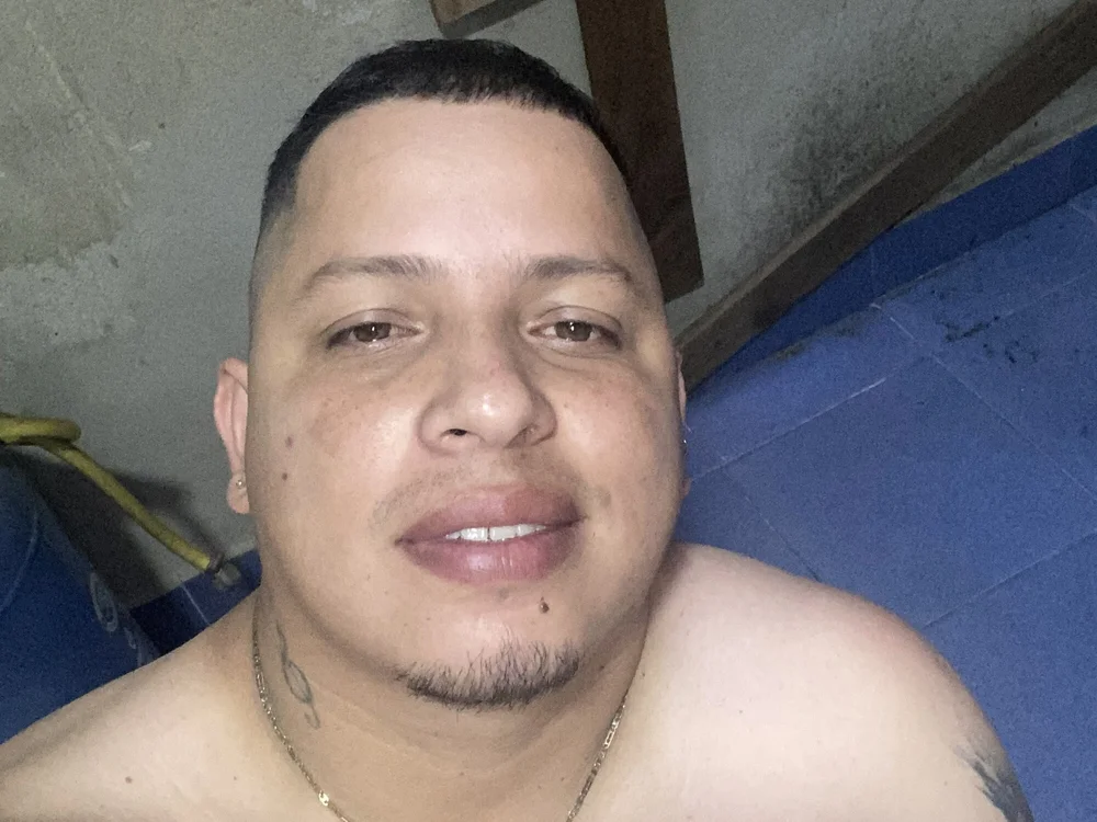 Tavo2036's Offline XXX Chat