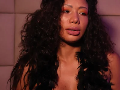 mary_kisses webcam livesex profile in sex-toy cams