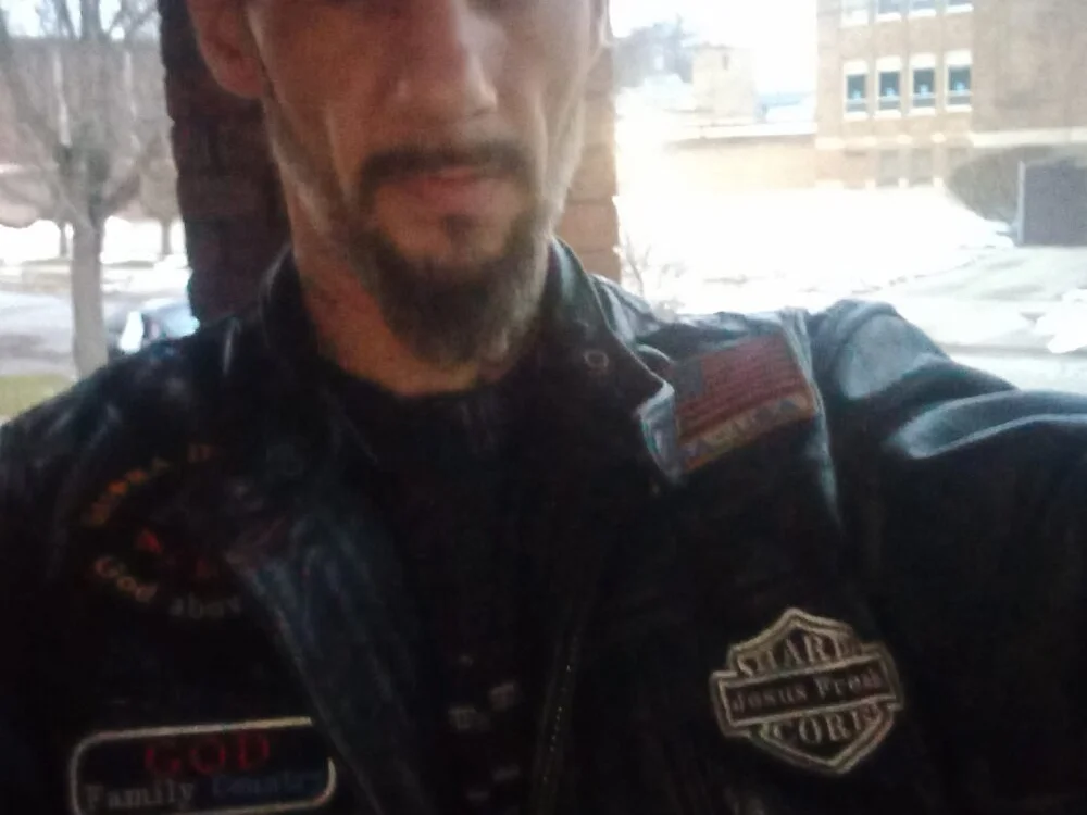 Yourfavoritewhitedick: συνομιλία ΧΧΧ εκτός σύνδεσης