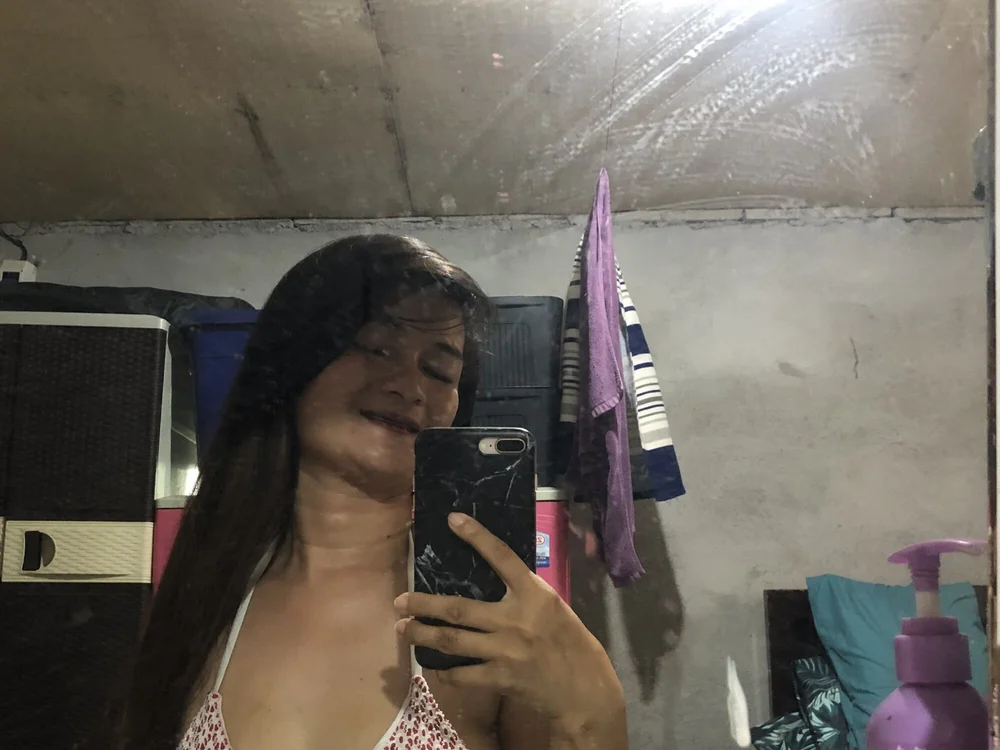 Wild_Chinita's Offline Chat Room