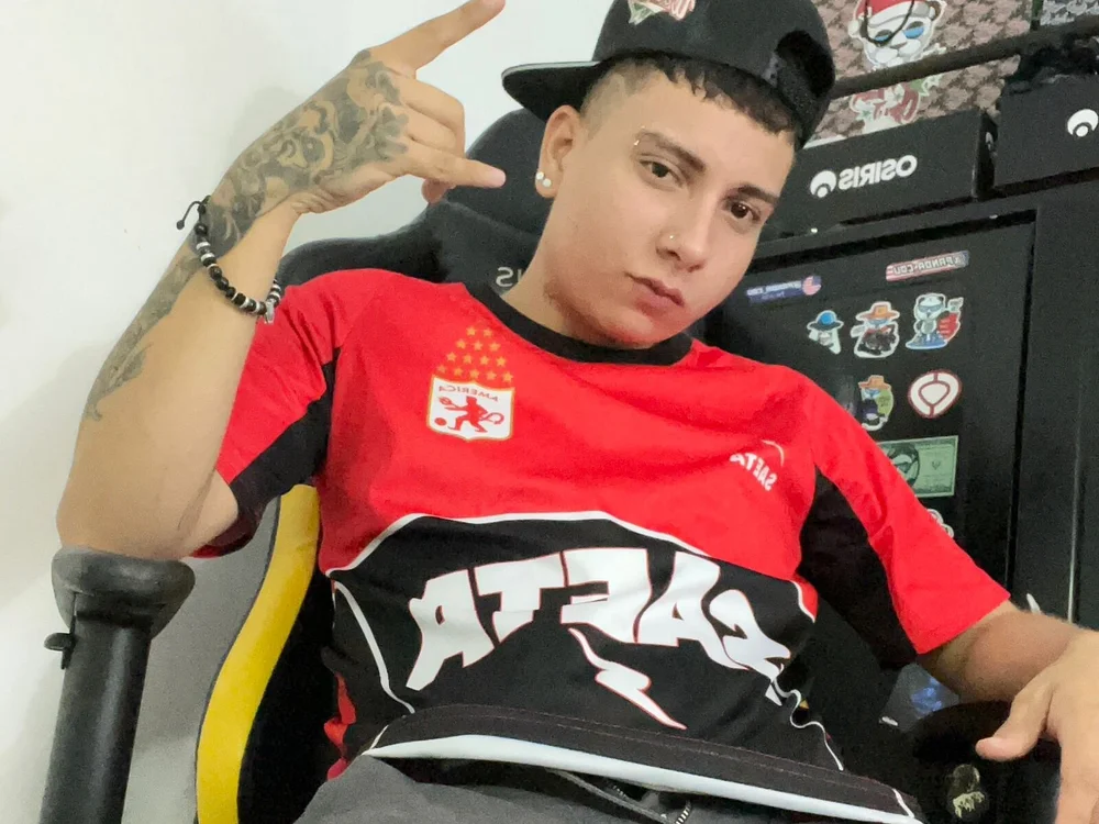 HELLSTAR's Offline XXX Chat