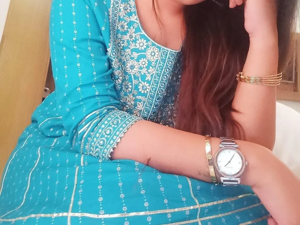 Cute_girl9 cover photo