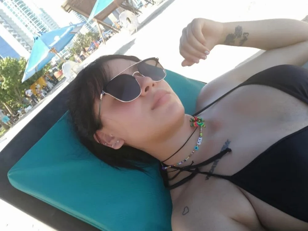 Kora_Noir offline chatrum