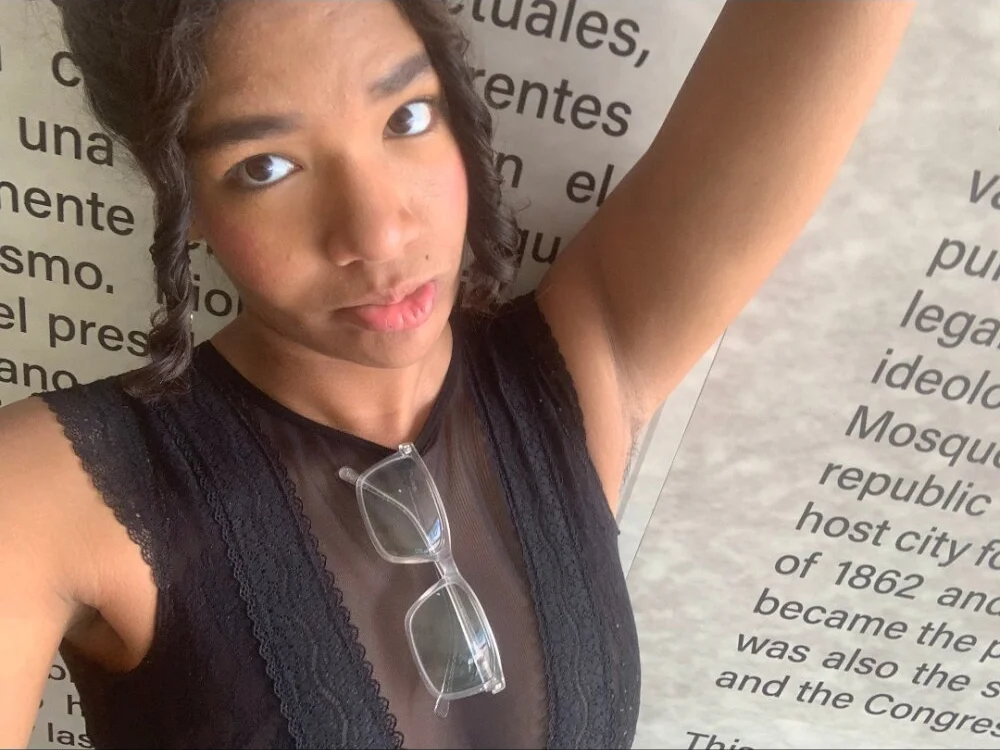 salem_gus_ Adlı Modelin Çevrimdışı XXX Sohbeti