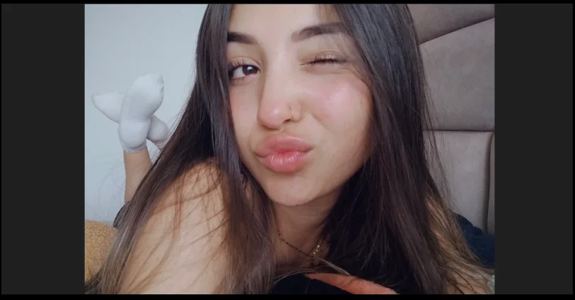 violet_sweetie's Offline XXX Chat