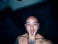 SweetButDirty30's webcam live show