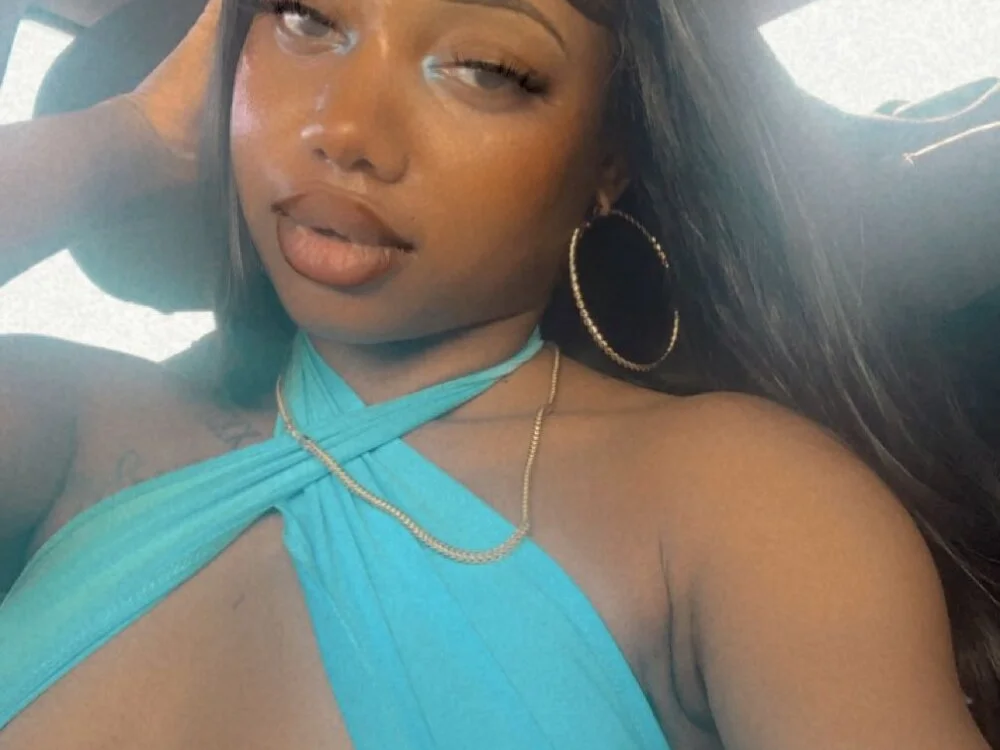 ThaaSweetestTaboo's Offline XXX Chat