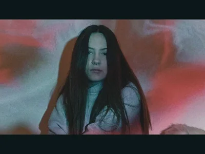 MireyaLin - Girl 