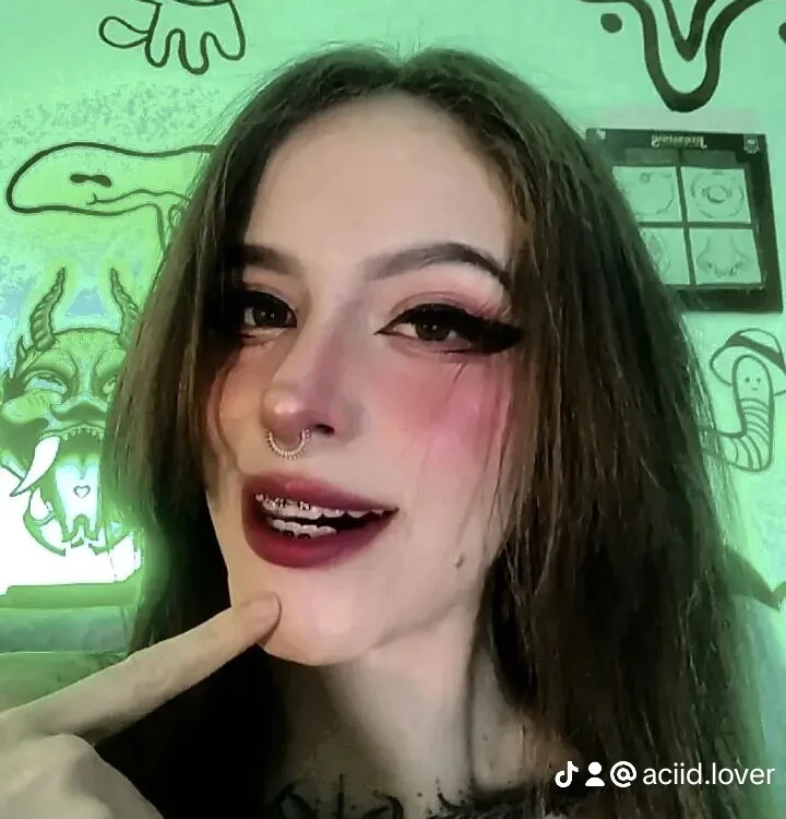 Aciid_lover Chat XXX offline