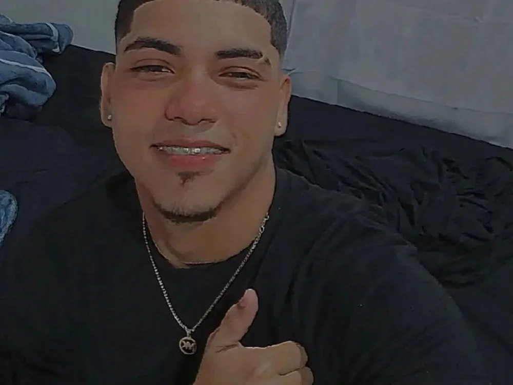 josue23cm Offline XXX-Chat