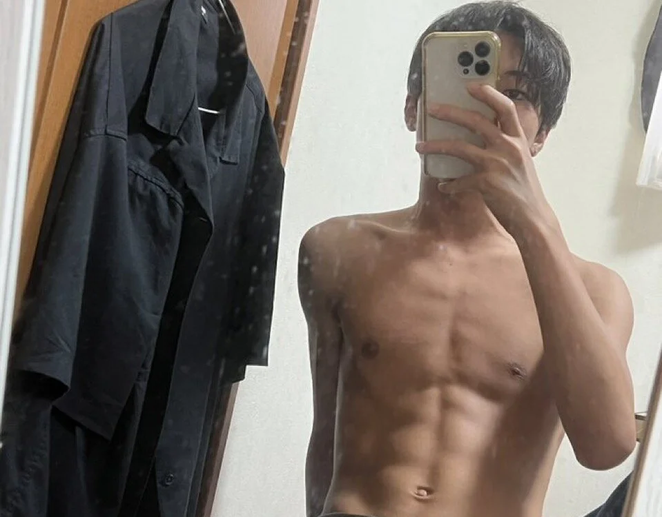 rinta_R18's Offline XXX Chat