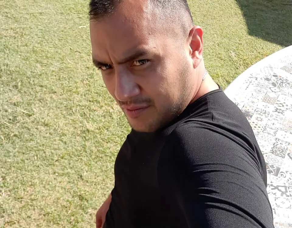 pareja4018 cam model