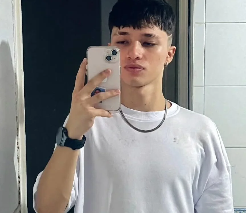 แชท XXX ออฟไลน์ของ NewDannii