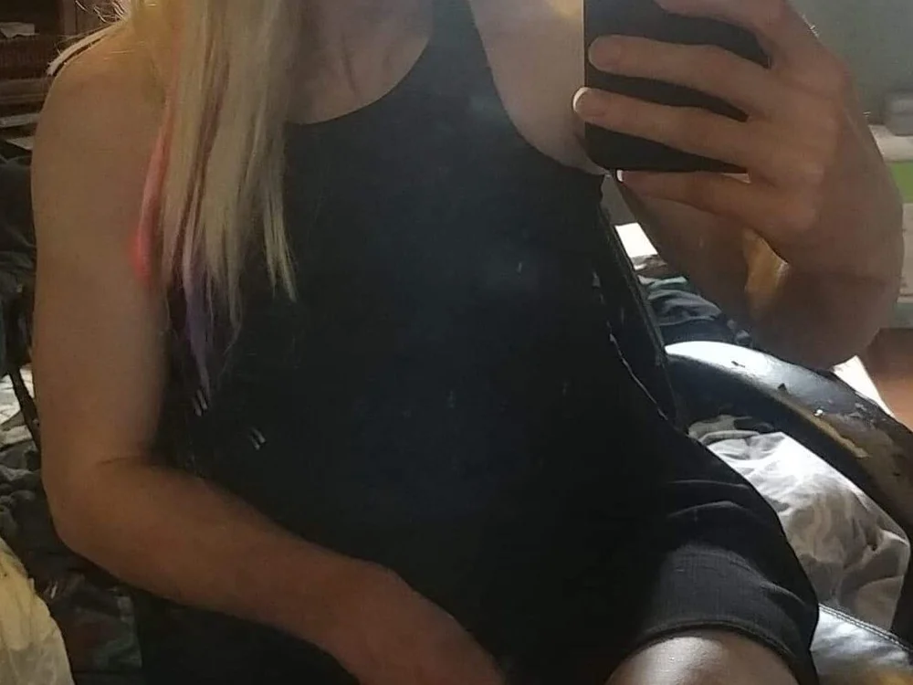 Mika_Jade1 offline chatrum