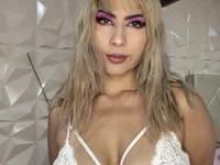 Model TynnaFox