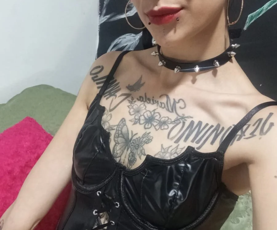 Melany-cute01's Offline XXX Chat
