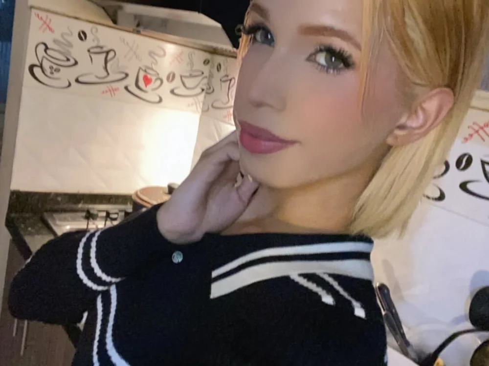 AlisonMarsshaln Offline XXX chat