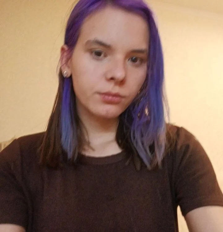 MinaWhitker's Offline Chat Room