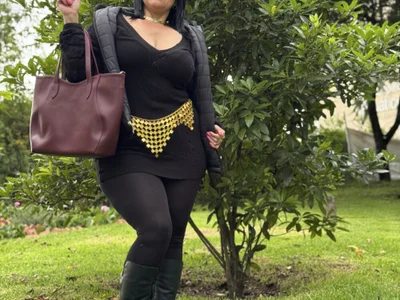 Venus_R0se on StripChat