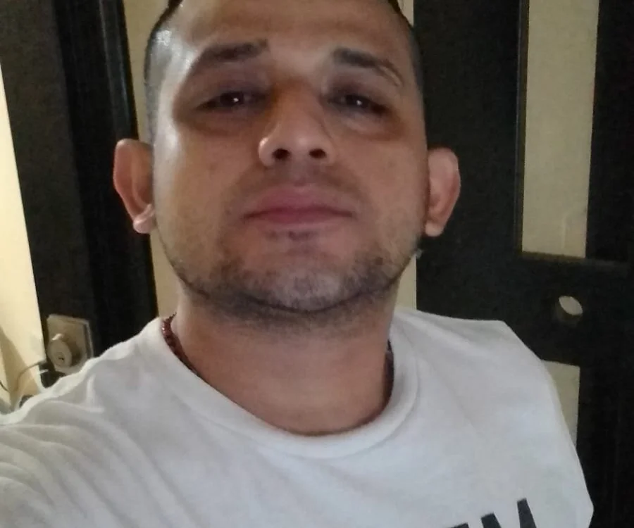 Giomoreno666 Obrolan XXX Offline