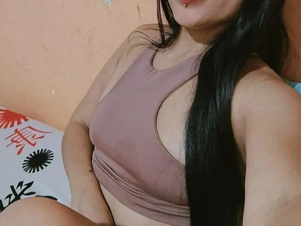 bombom_cuteeのオフラインXXXチャット