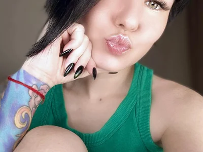 Xavelle - middle priced privates young