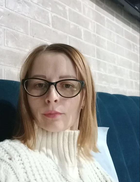 AliceMillss' Offline Chat Room