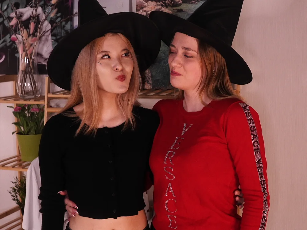 LashandraKragen Offline XXX chat