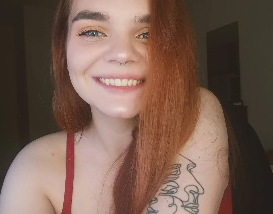 Alice__Wonderr's Offline XXX Chat