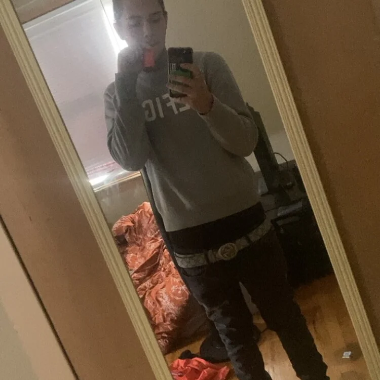 Офлайн-чат XXX claytou_187