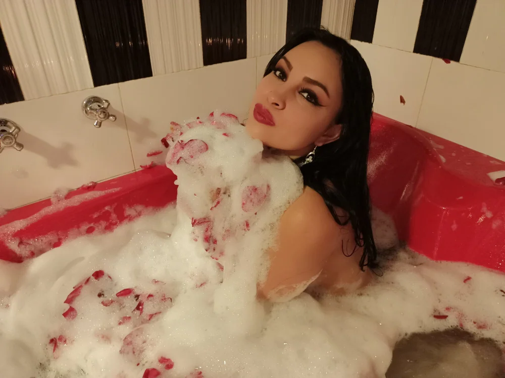 Toy_and_Pain cam model