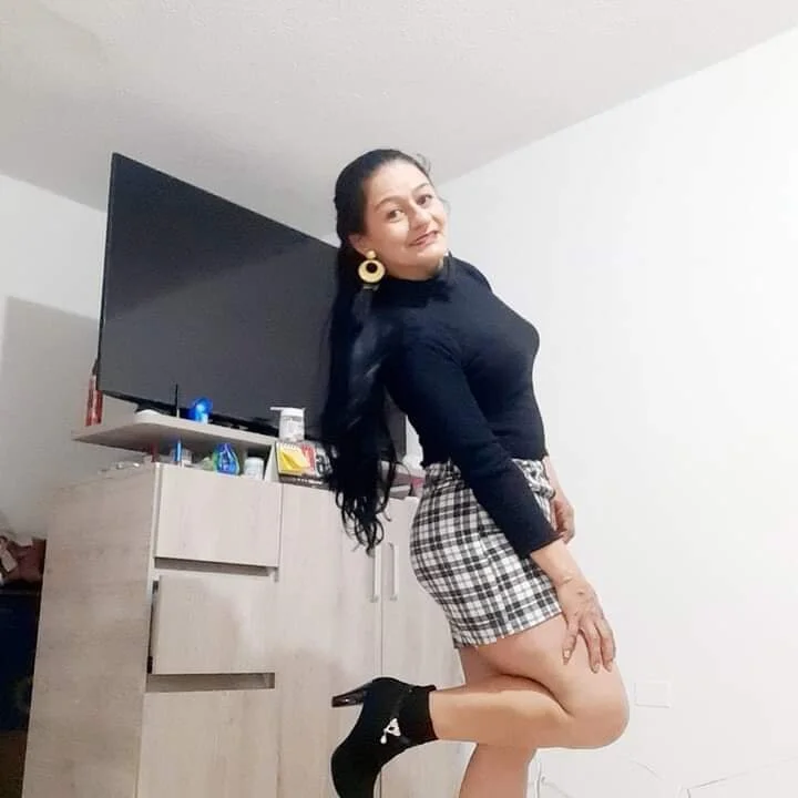 AllysonMilf_'s Offline XXX Chat