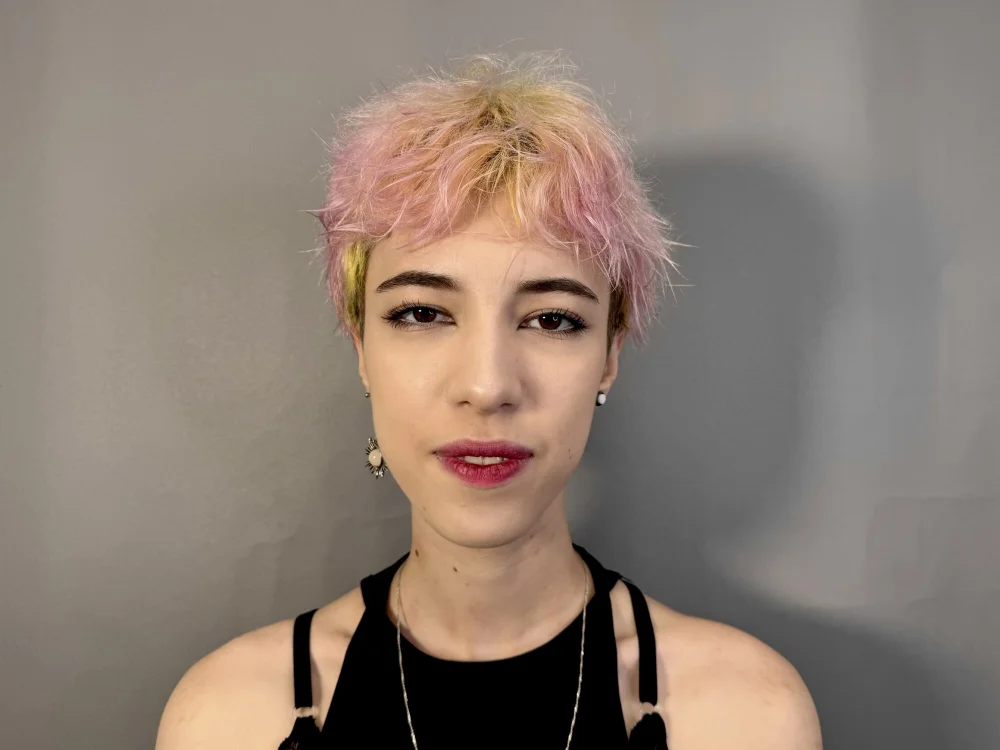 LeilaBrafford offline chatrum