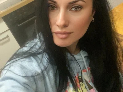 ChloeVibee - Girl 